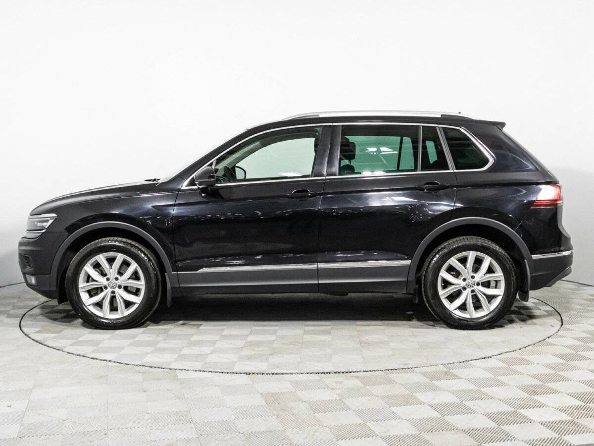 Volkswagen Tiguan, 2018 Фото №8