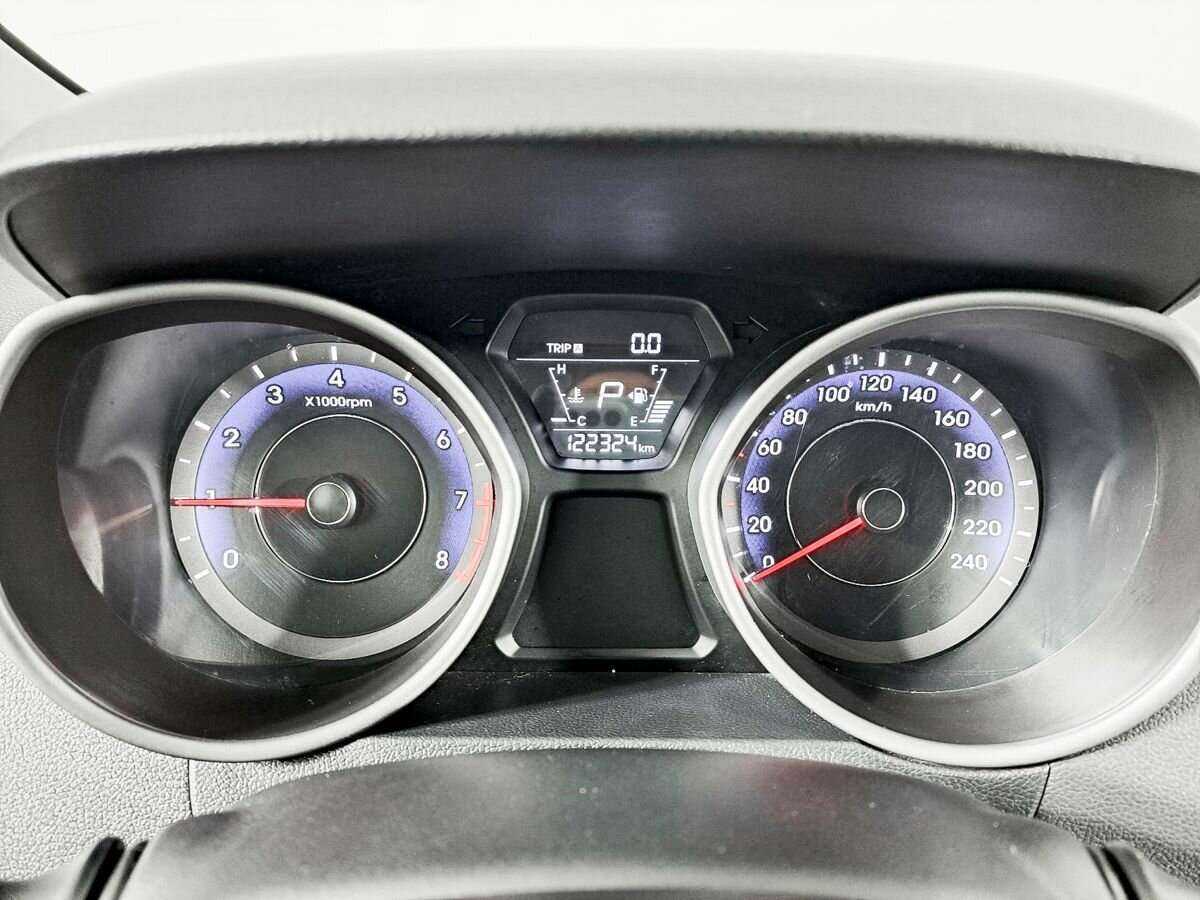 Hyundai Elantra, 2015 Фото №11