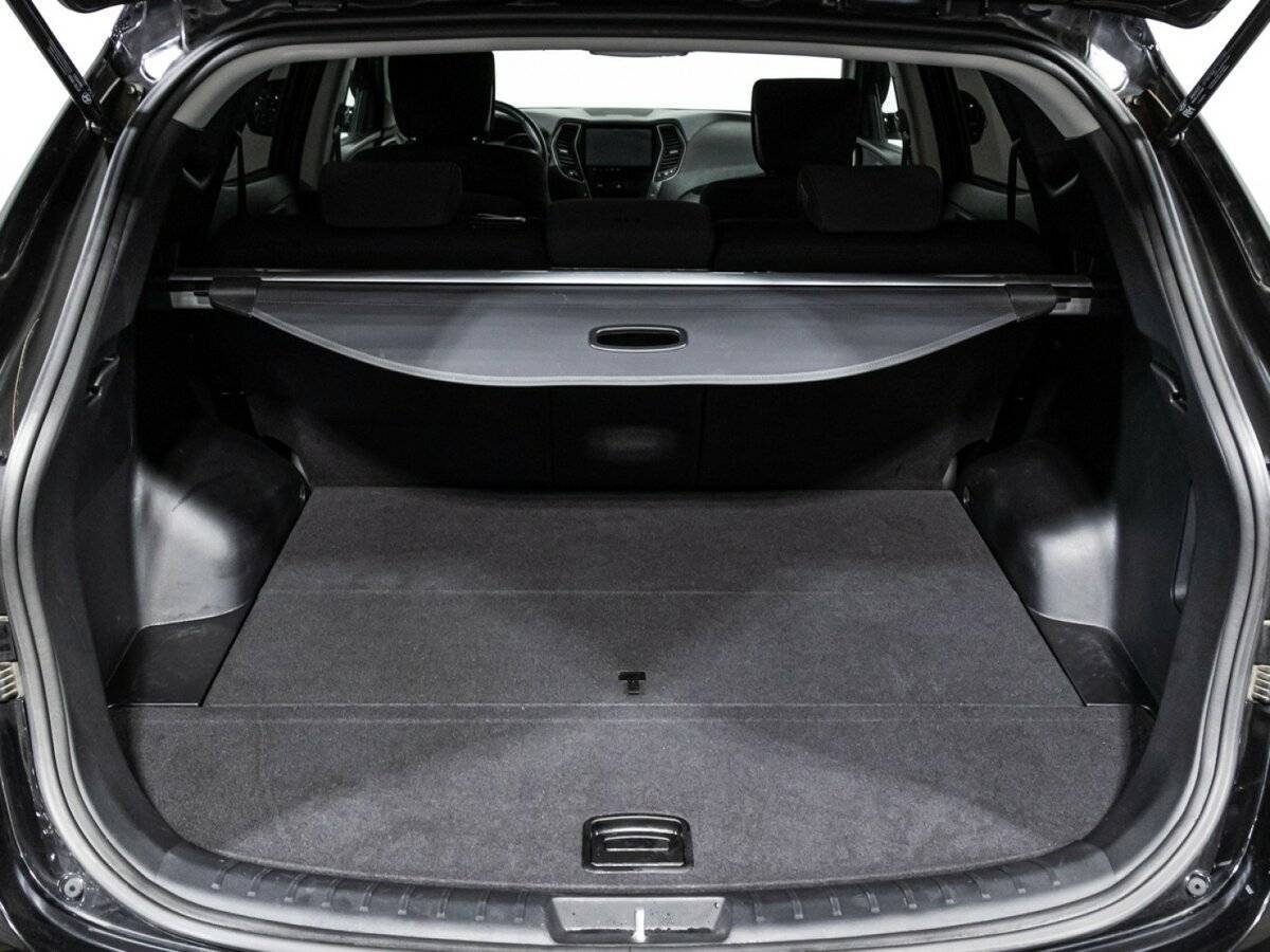 Hyundai Santa Fe, 2018 Фото №15