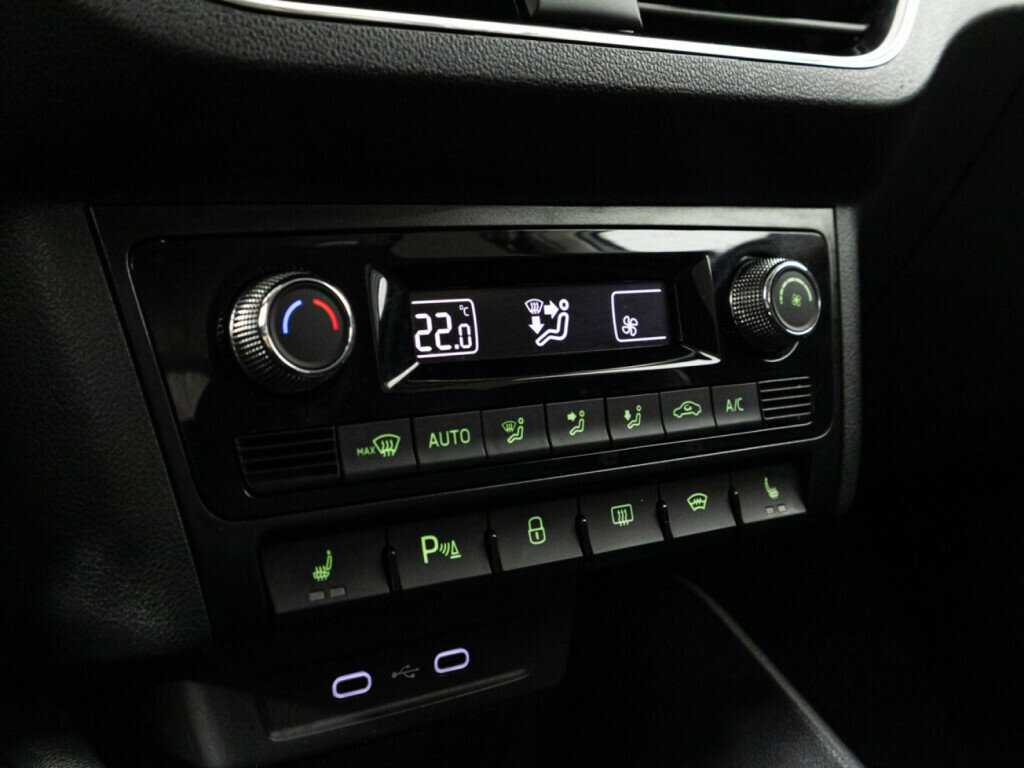 Skoda Rapid, 2021 Фото №17