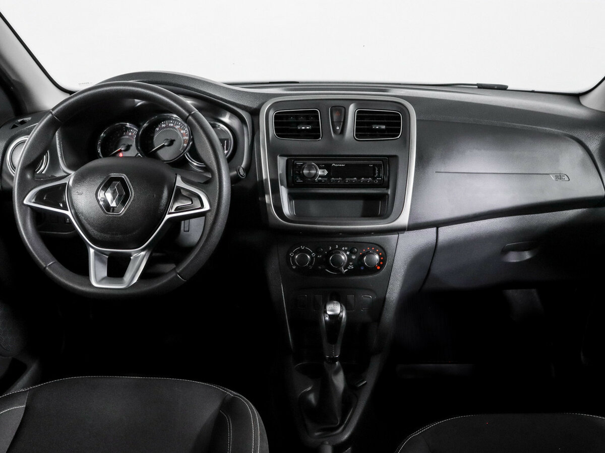 Renault Logan Stepway II Рестайлинг, 2021 Фото №9