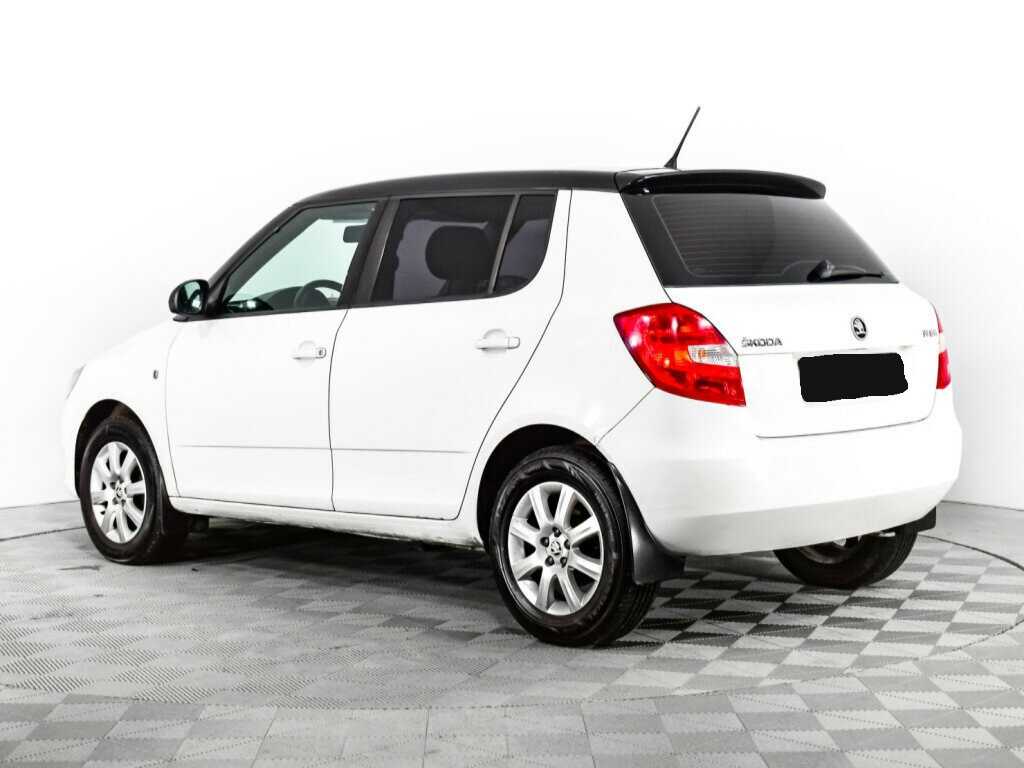 Skoda Fabia, 2013 Фото №7