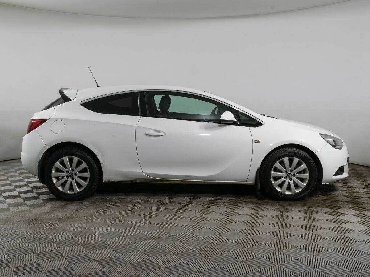Opel Astra GTC, 2012 Фото №4