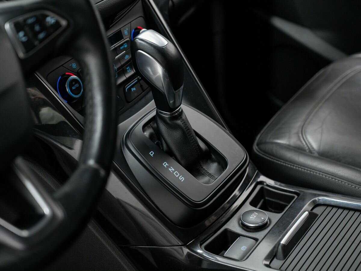 Ford Kuga, 2016 Фото №18