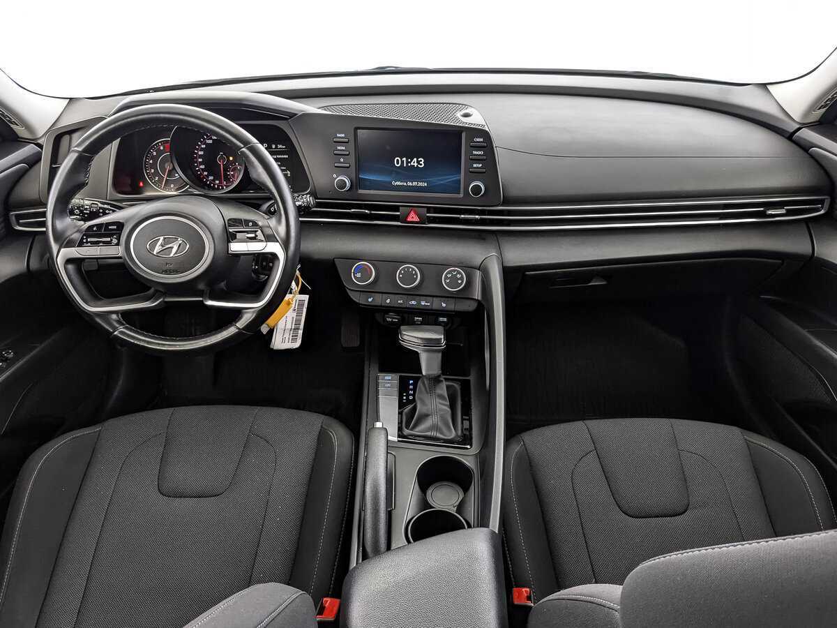 Hyundai Elantra, 2021 Фото №10