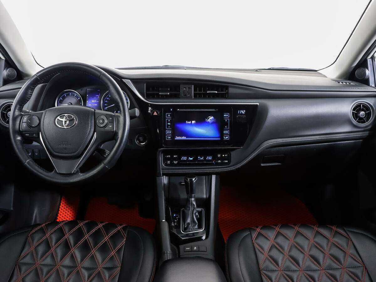 Toyota Corolla, 2018 Фото №10