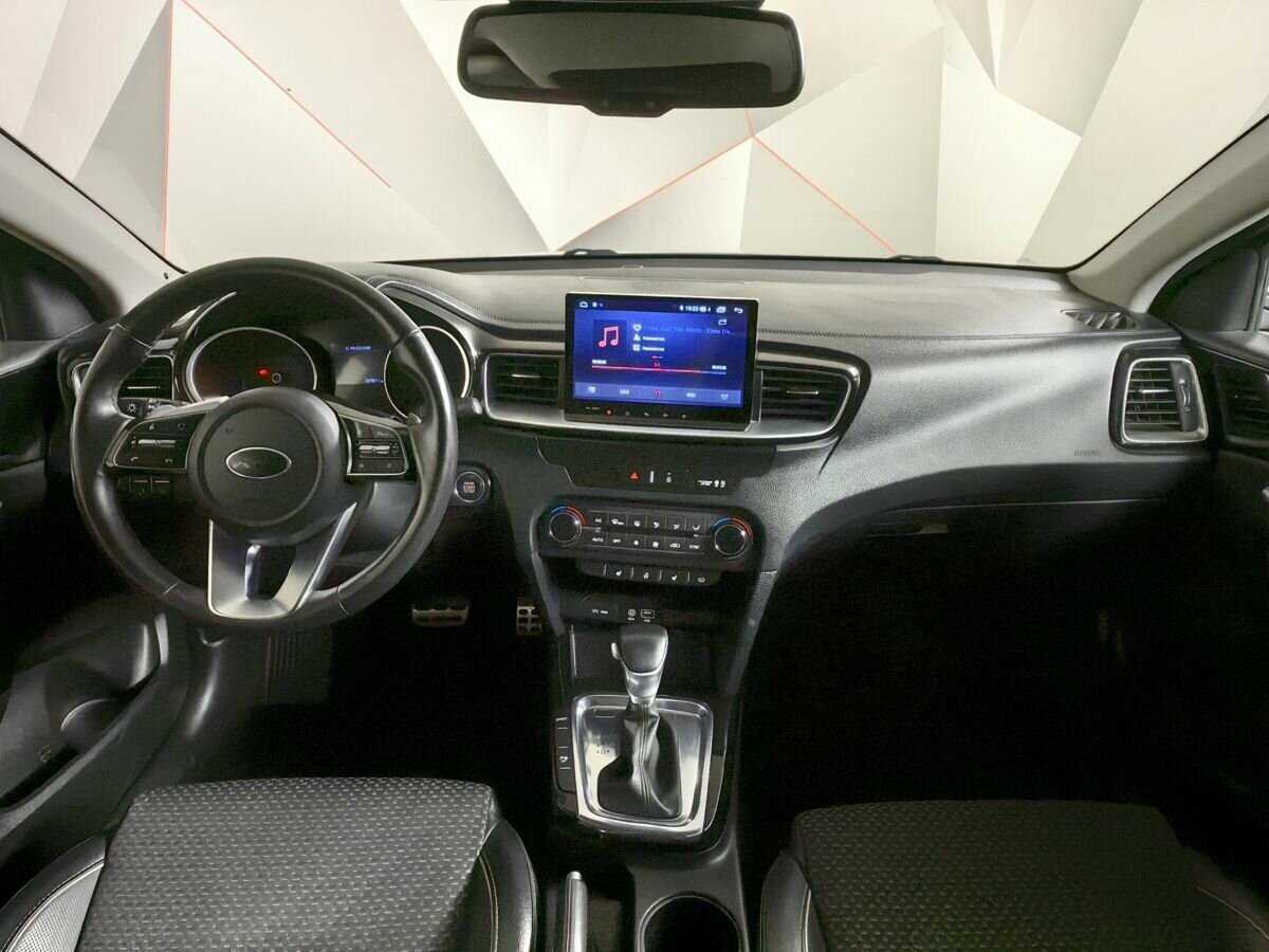 Kia Ceed, 2019 Фото №9