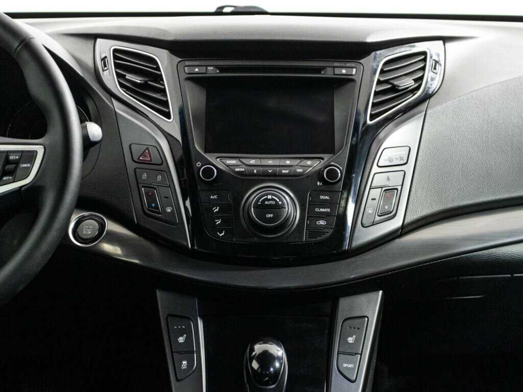 Hyundai i40, 2013 Фото №14
