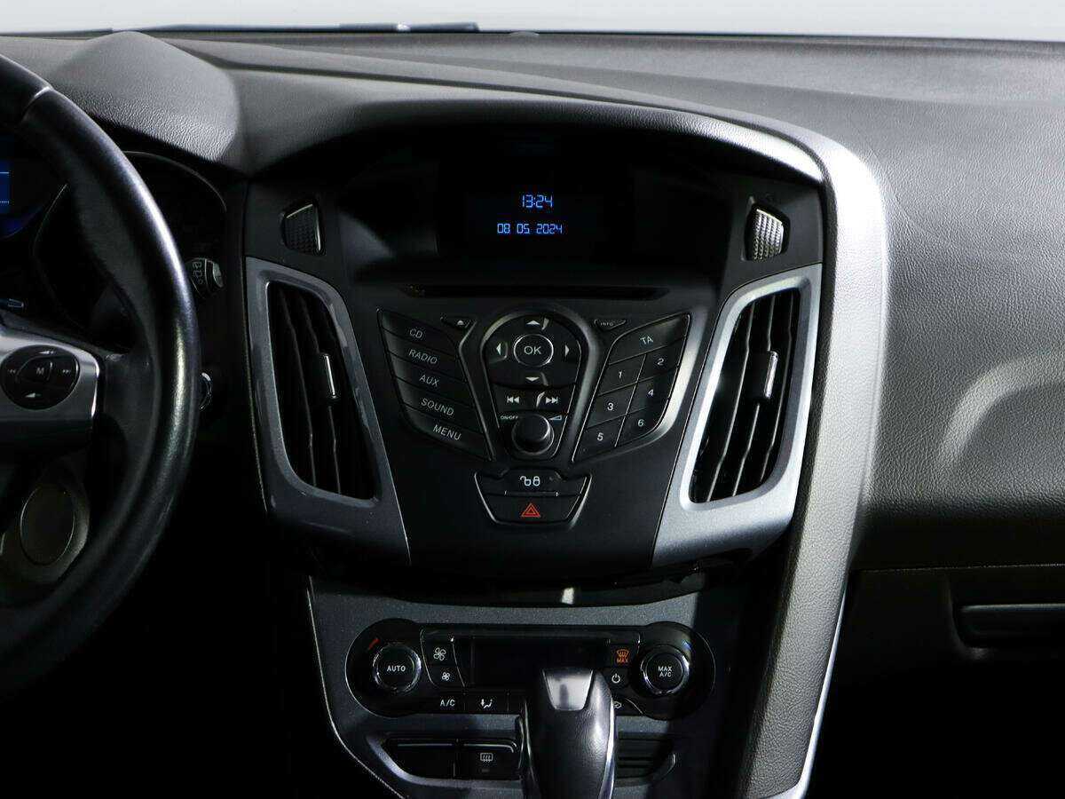 Ford Focus, 2012 Фото №13