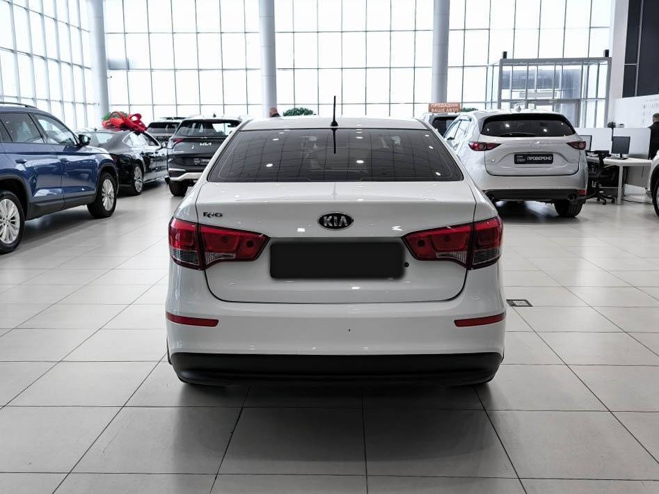 Kia Rio, 2016 Фото №6