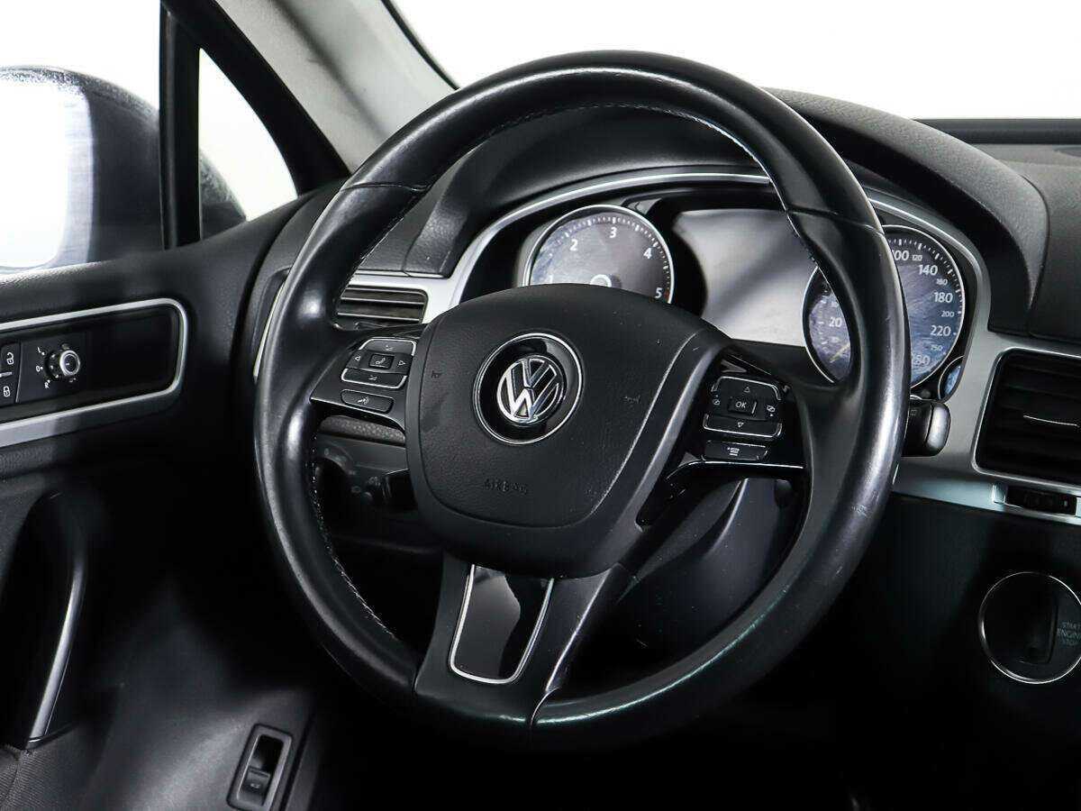 Volkswagen Touareg, 2013 Фото №15