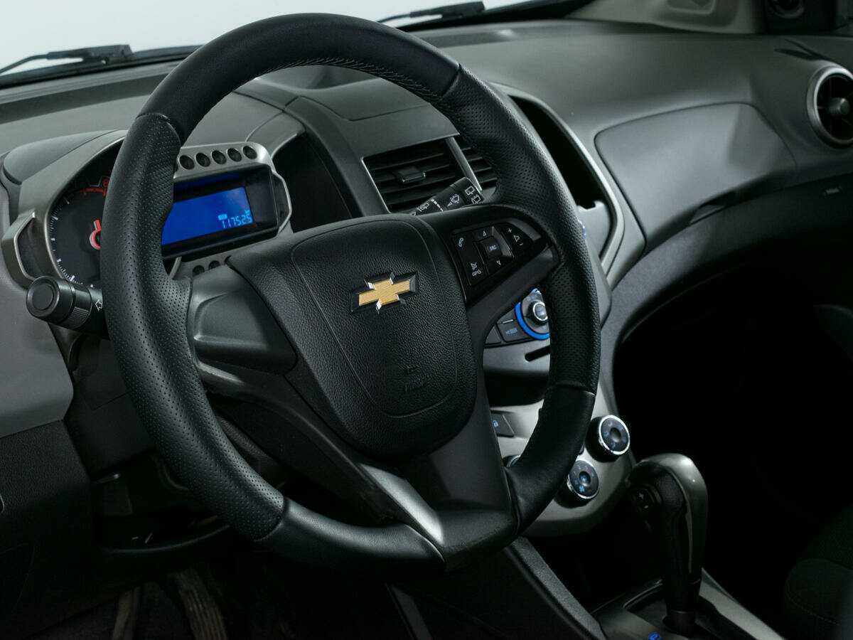Chevrolet Aveo, 2012 Фото №13
