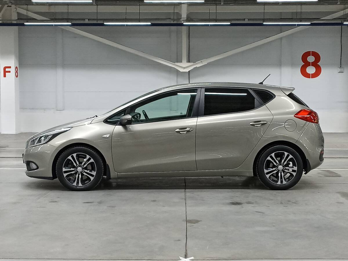Kia Ceed, 2015 Фото №8