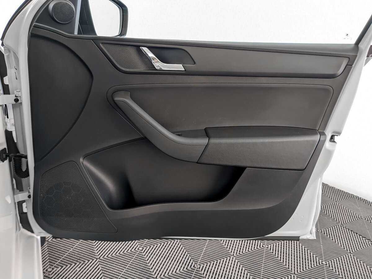 Skoda Rapid, 2017 Фото №22