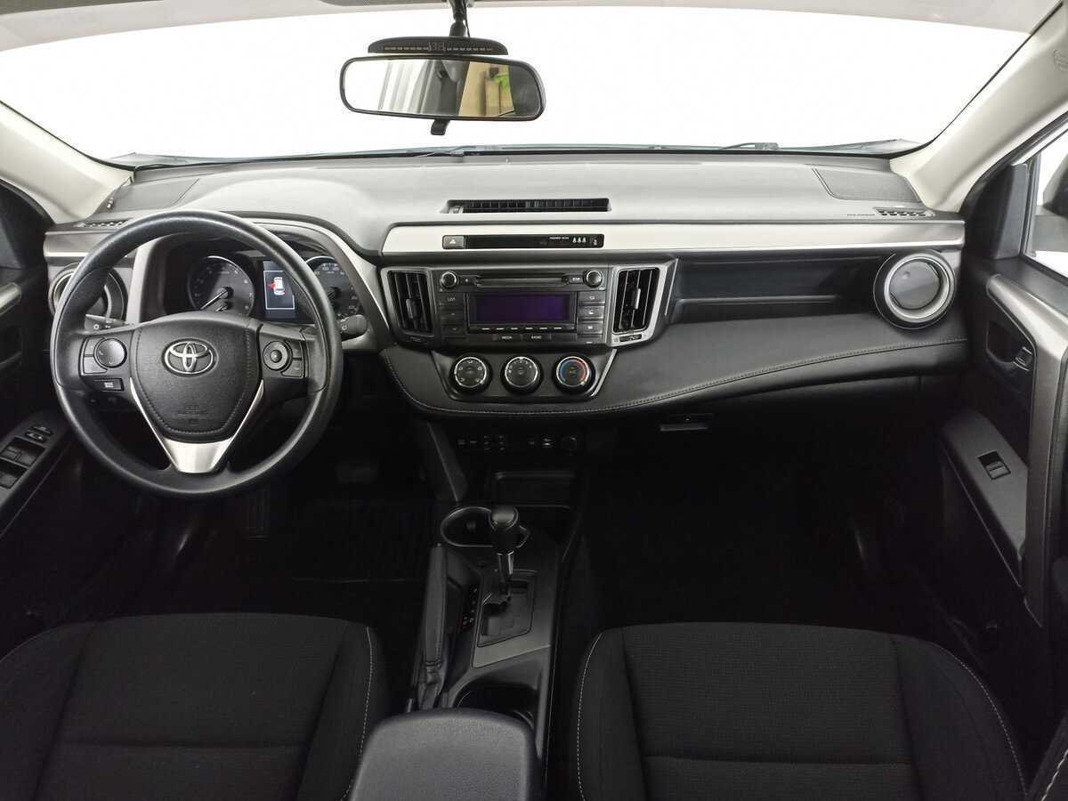 Toyota RAV4, 2017 Фото №9