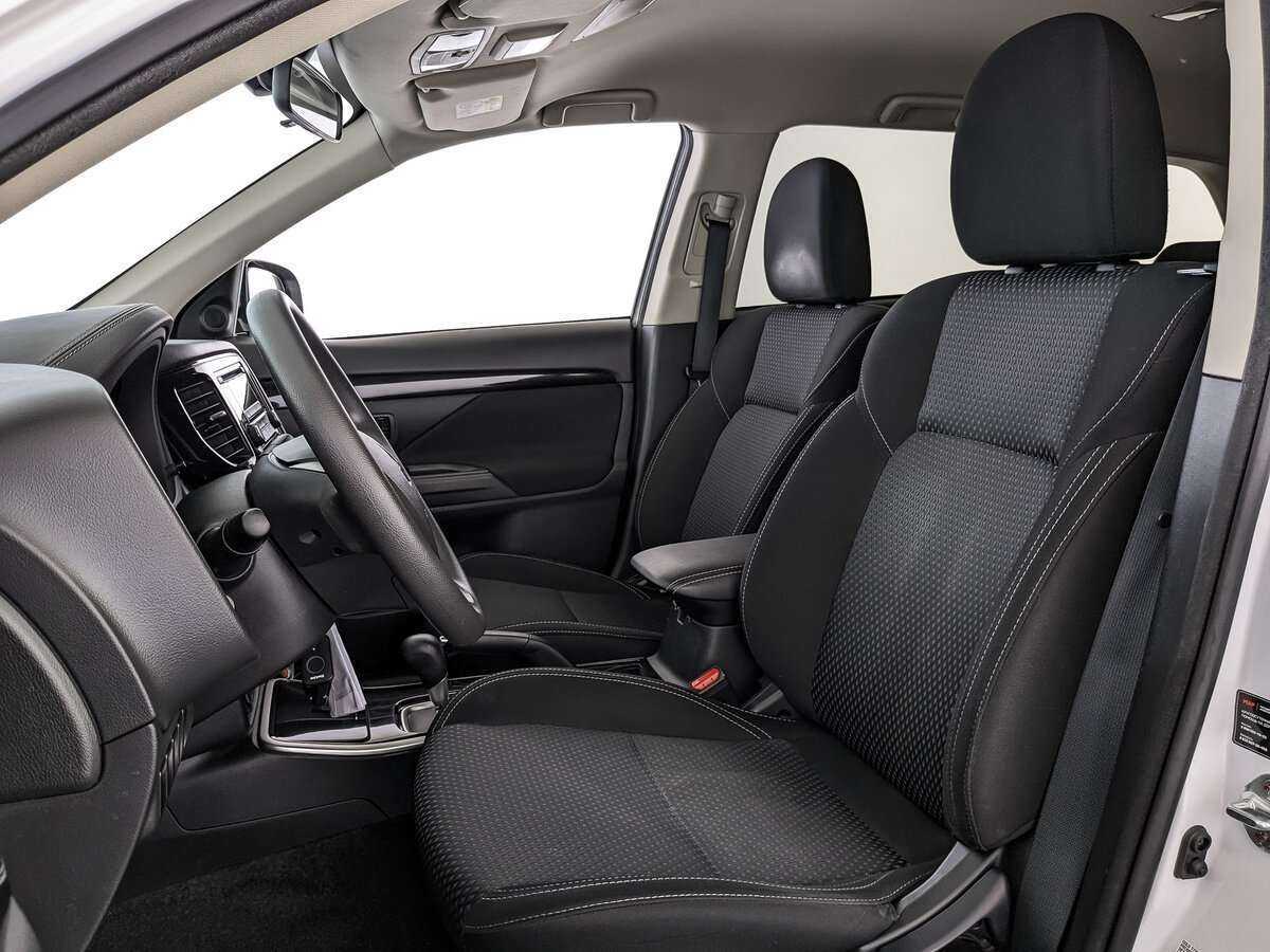 Mitsubishi Outlander, 2019 Фото №16