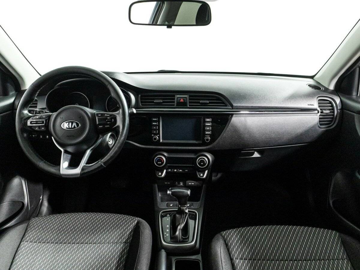 Kia Rio, 2018 Фото №13