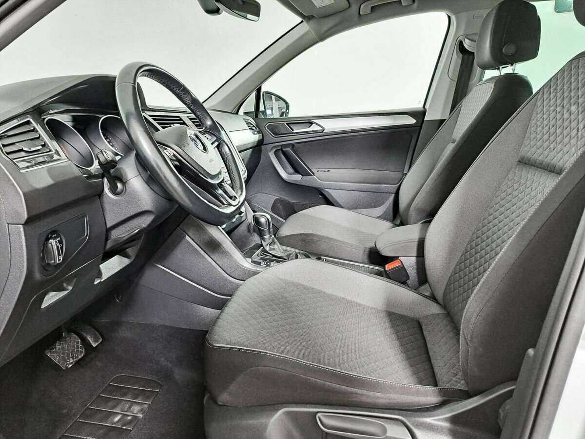 Volkswagen Tiguan, 2017 Фото №14