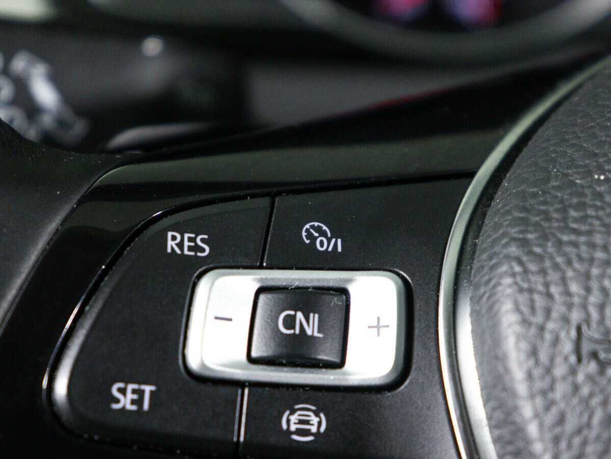 Volkswagen Passat, 2019 Фото №15