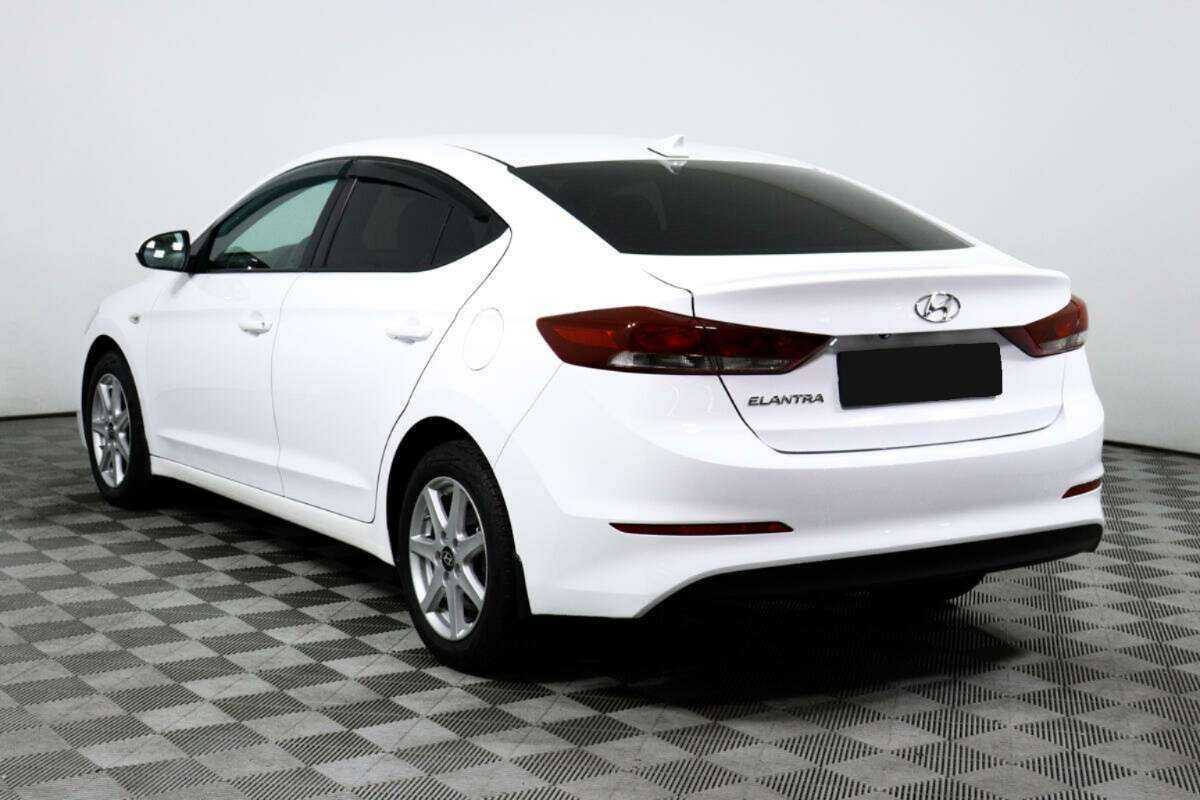 Hyundai Elantra, 2018 Фото №7