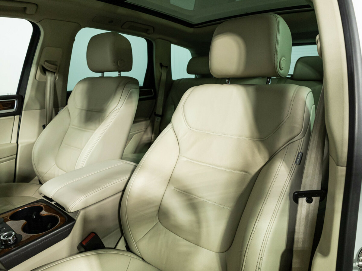 Volkswagen Touareg II, 2013 Фото №16