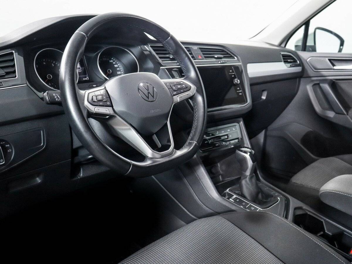 Volkswagen Tiguan, 2021 Фото №11
