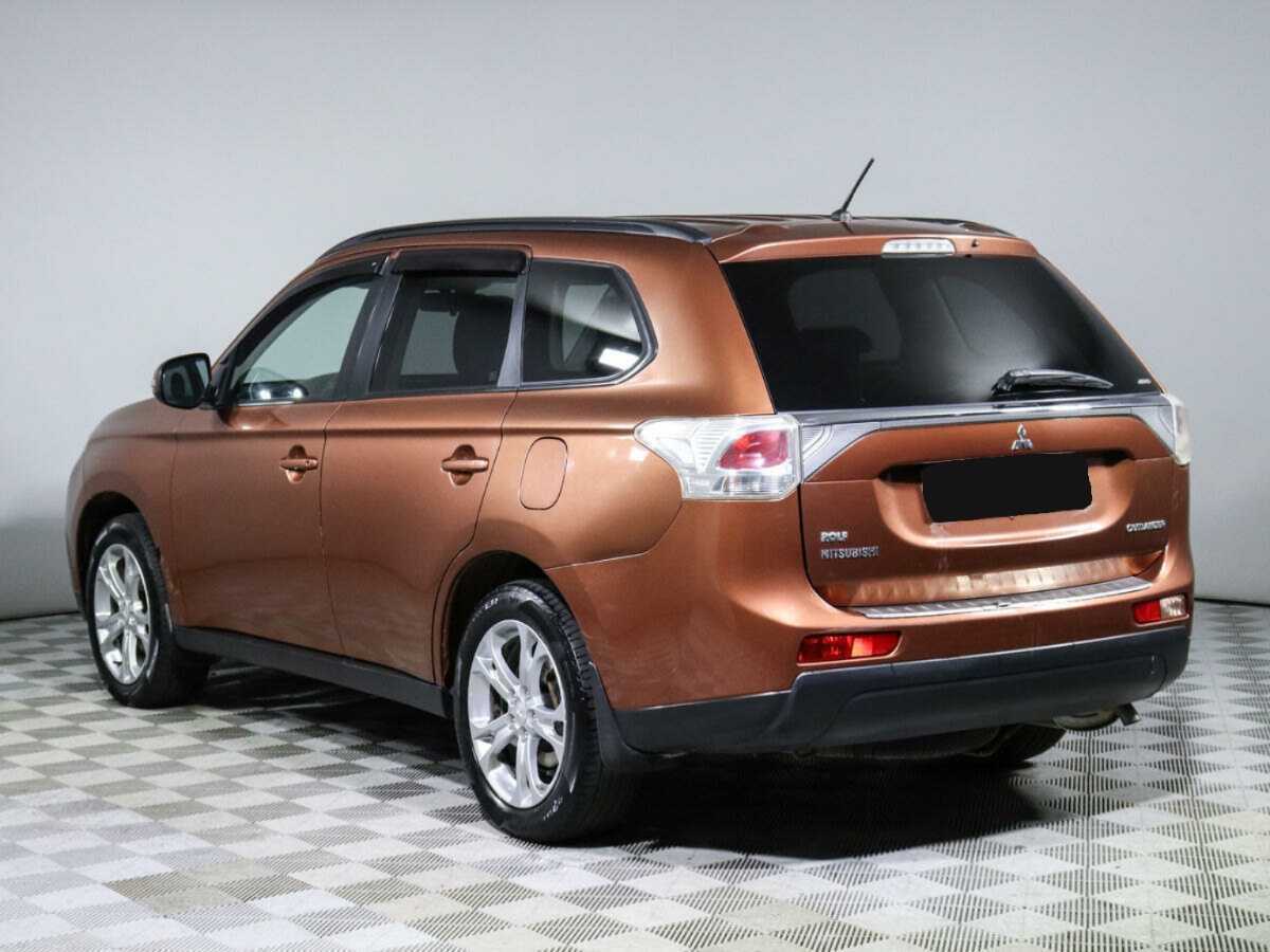 Mitsubishi Outlander, 2012 Фото №7