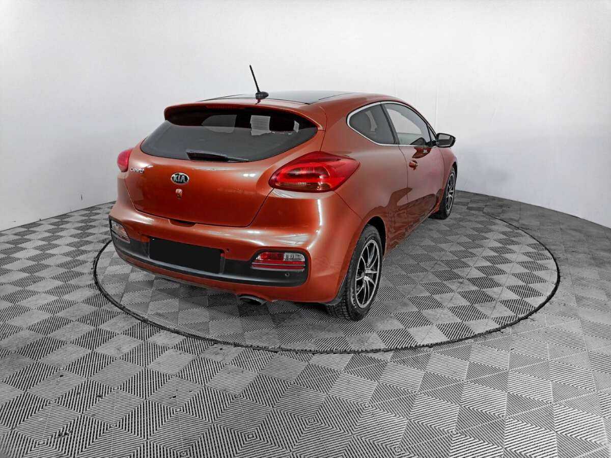 Kia Ceed, 2013 Фото №5