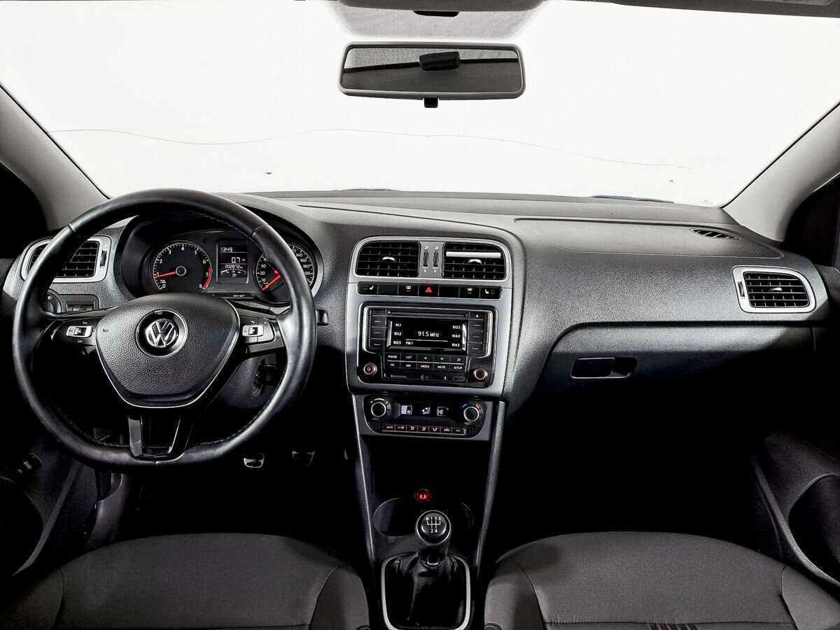 Volkswagen Polo, 2016 Фото №10
