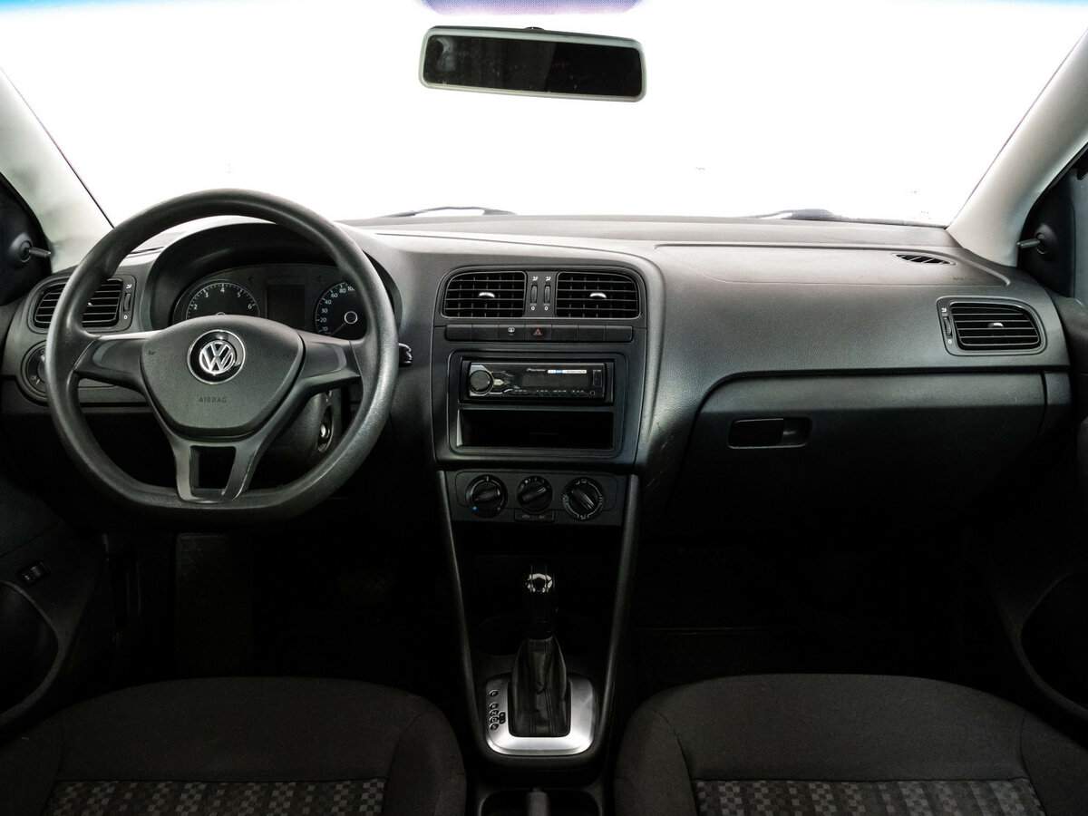 Volkswagen Polo, 2016 Фото №10