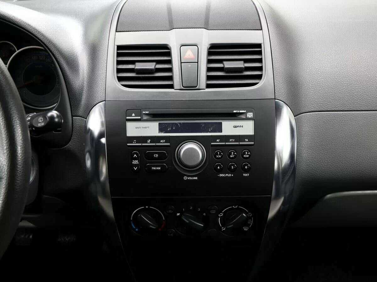 Suzuki SX4, 2013 Фото №20