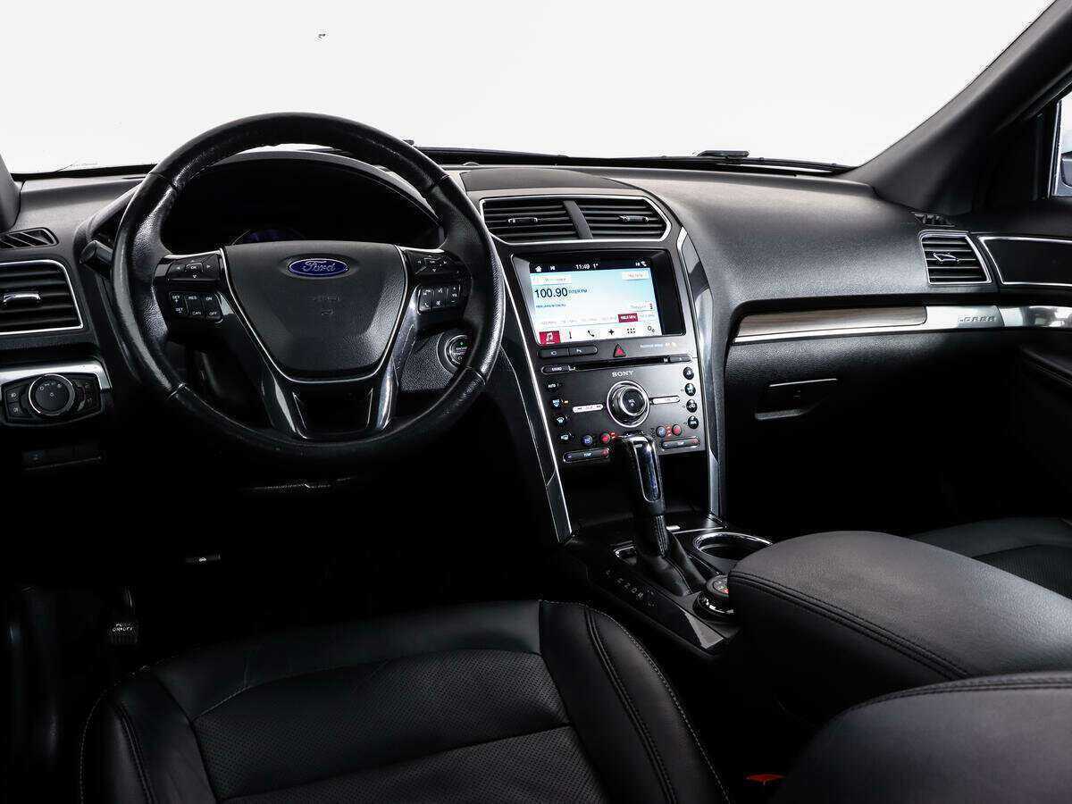 Ford Explorer, 2017 Фото №11