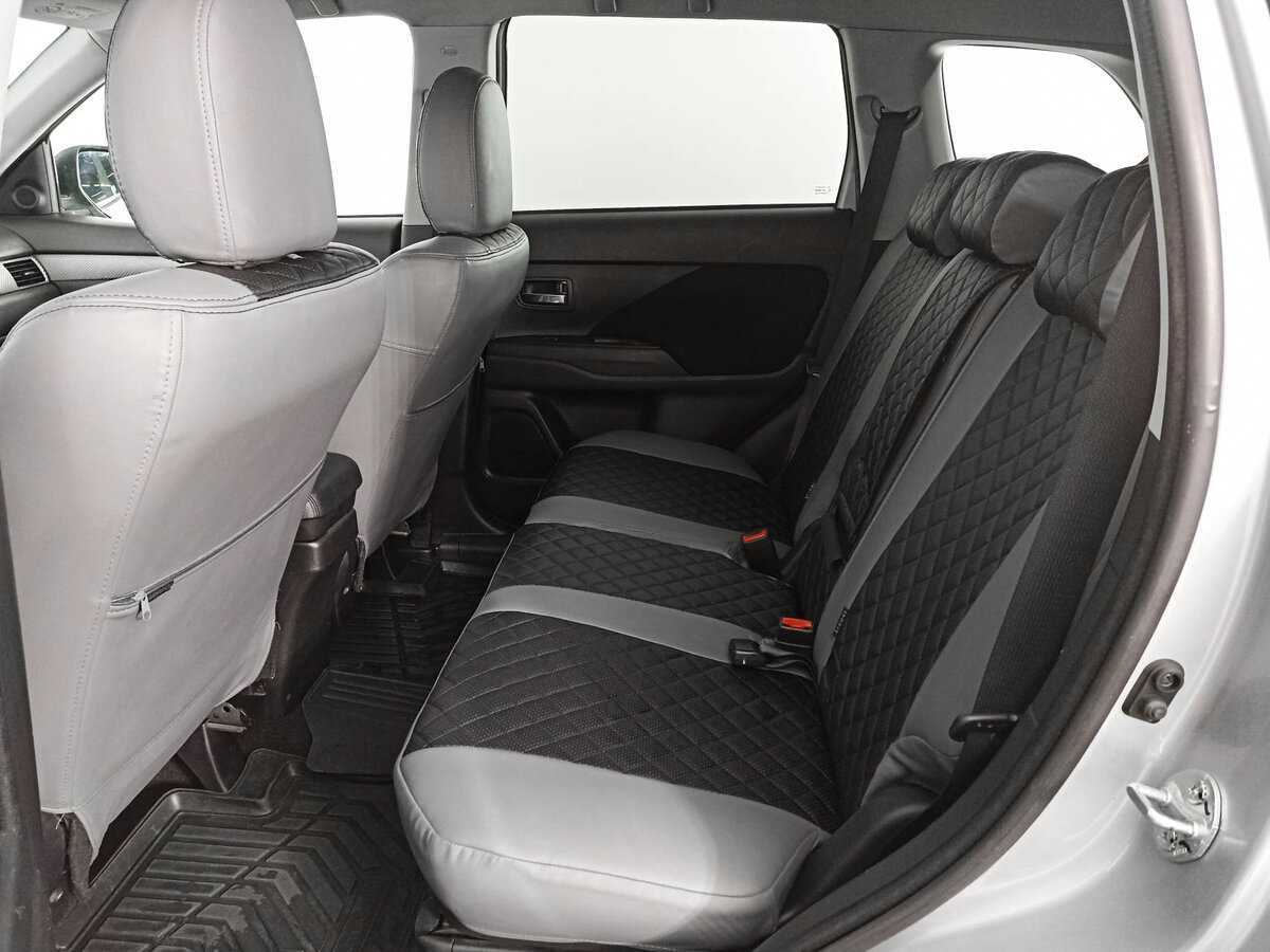 Mitsubishi Outlander, 2018 Фото №12