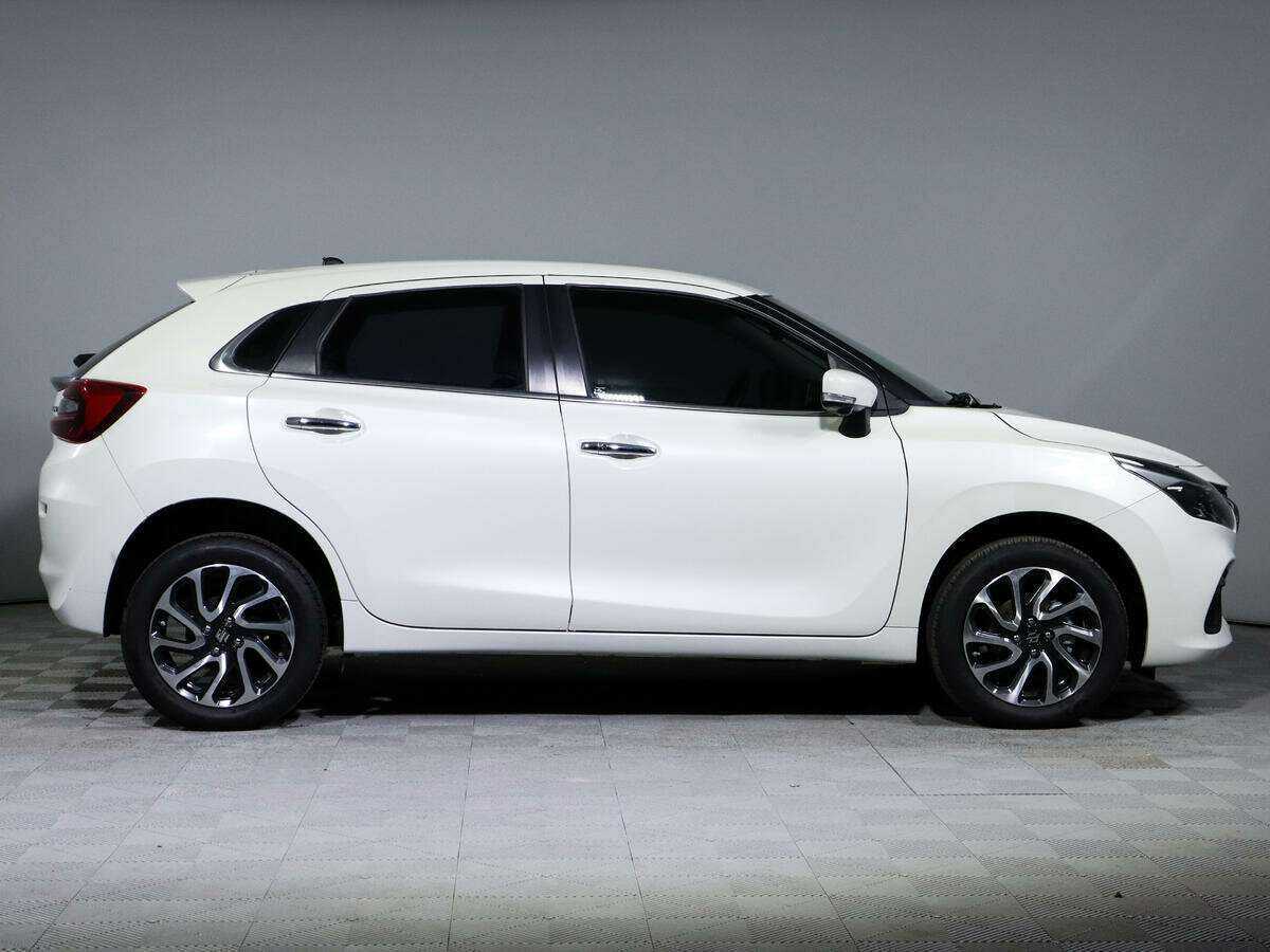 Suzuki Baleno, 2022 Фото №4