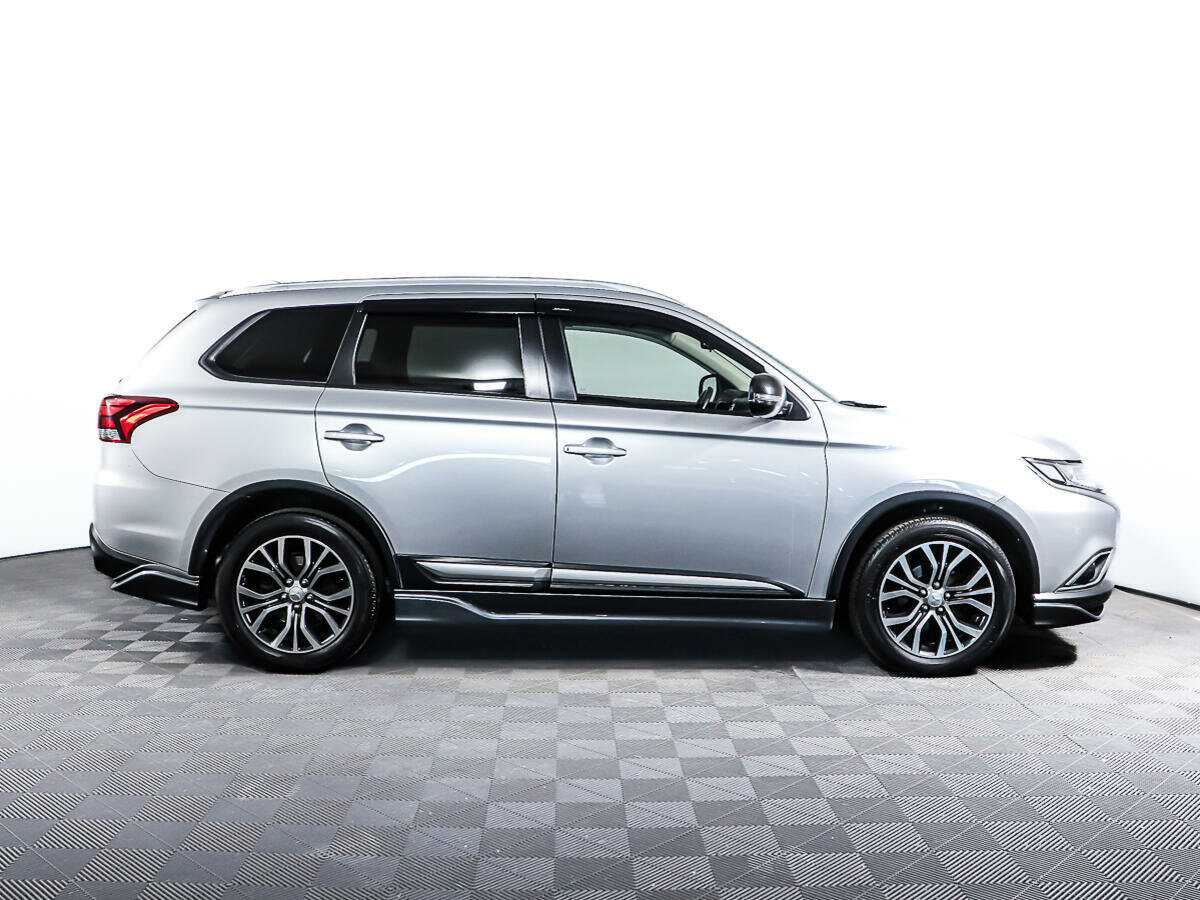 Mitsubishi Outlander, 2018 Фото №4