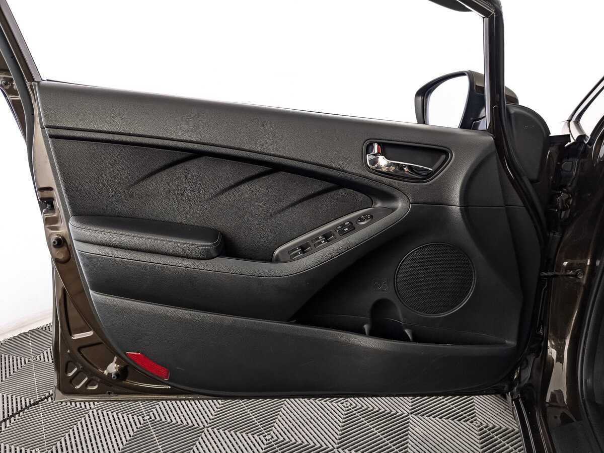 Kia Cerato, 2019 Фото №15