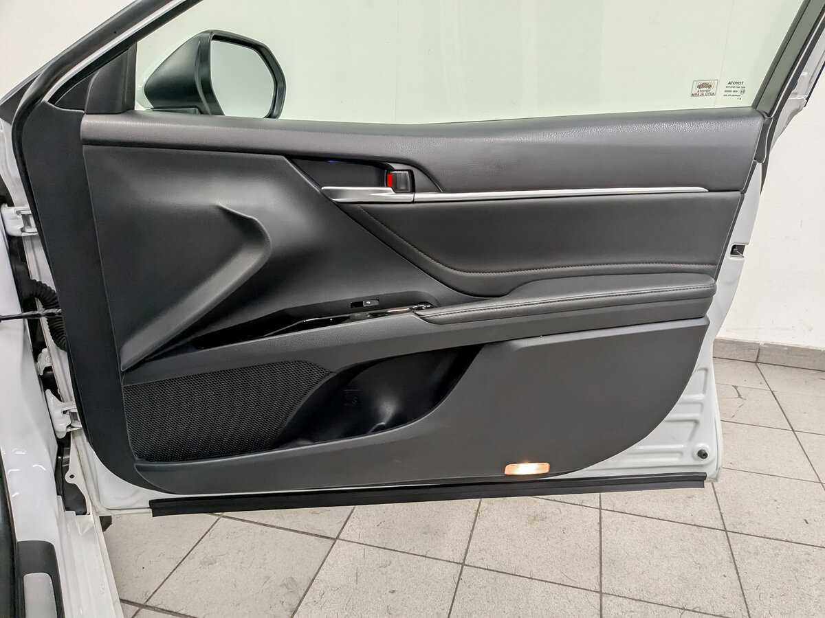 Toyota Camry, 2019 Фото №24