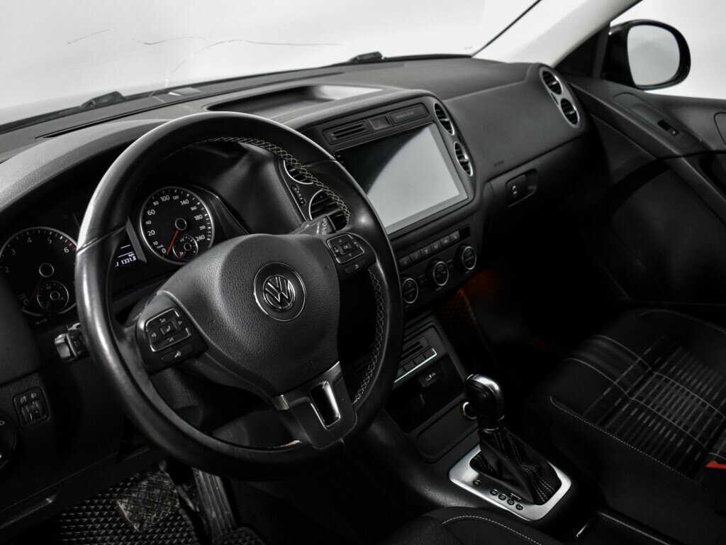 Volkswagen Tiguan, 2016 Фото №9