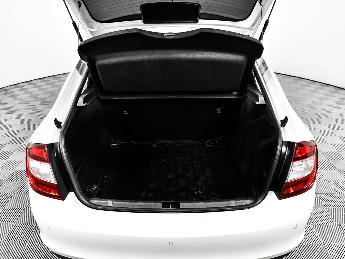 Skoda Rapid I Рестайлинг, 2018 Фото №11