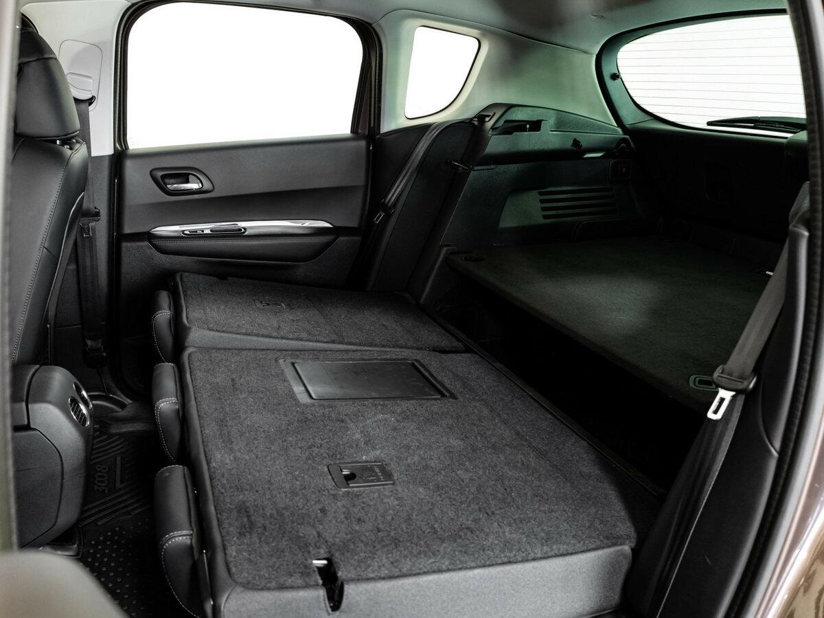 Peugeot 3008 I Рестайлинг, 2014 Фото №17