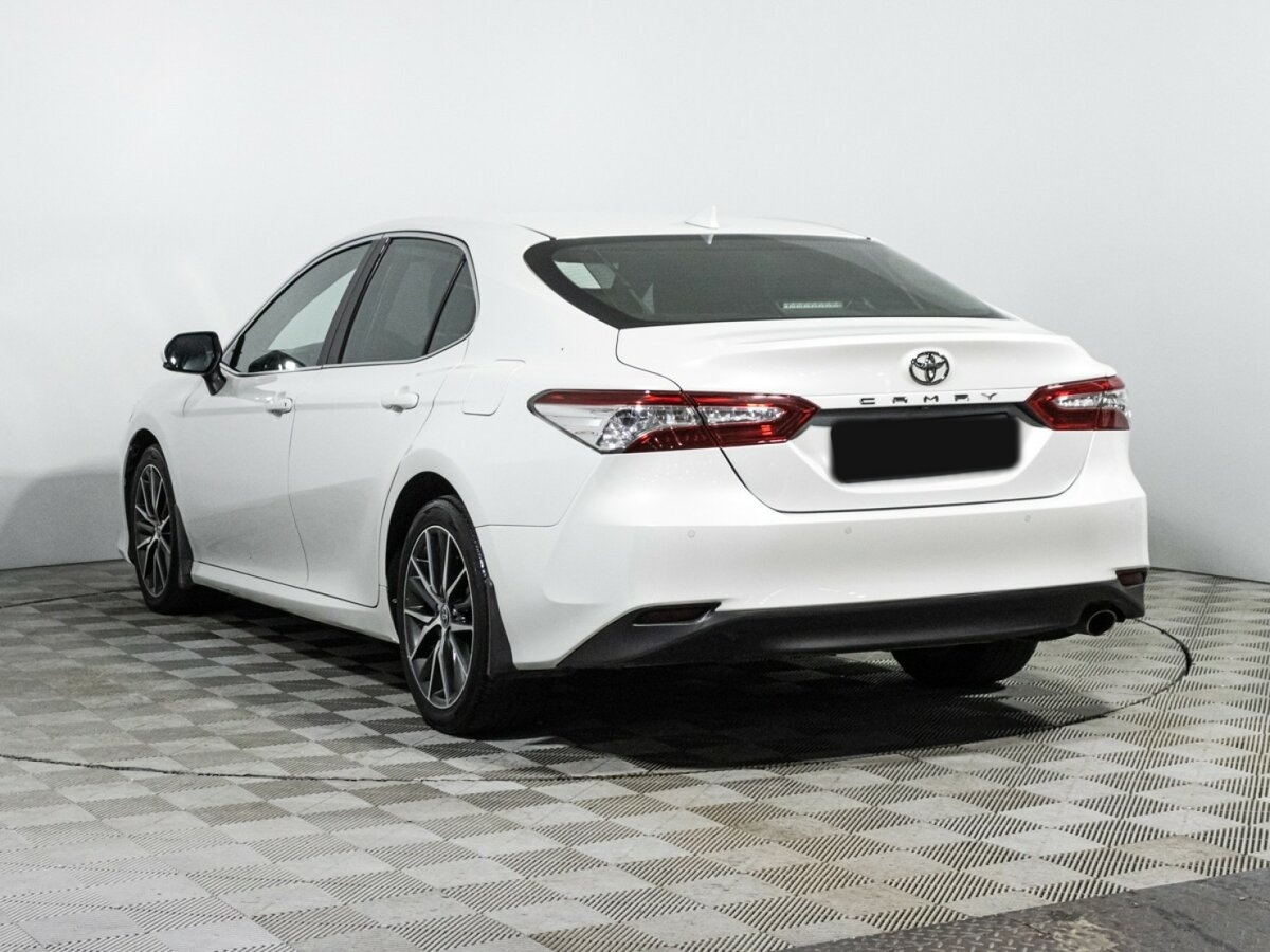 Toyota Camry VIII (XV70) Рестайлинг, 2021 Фото №6