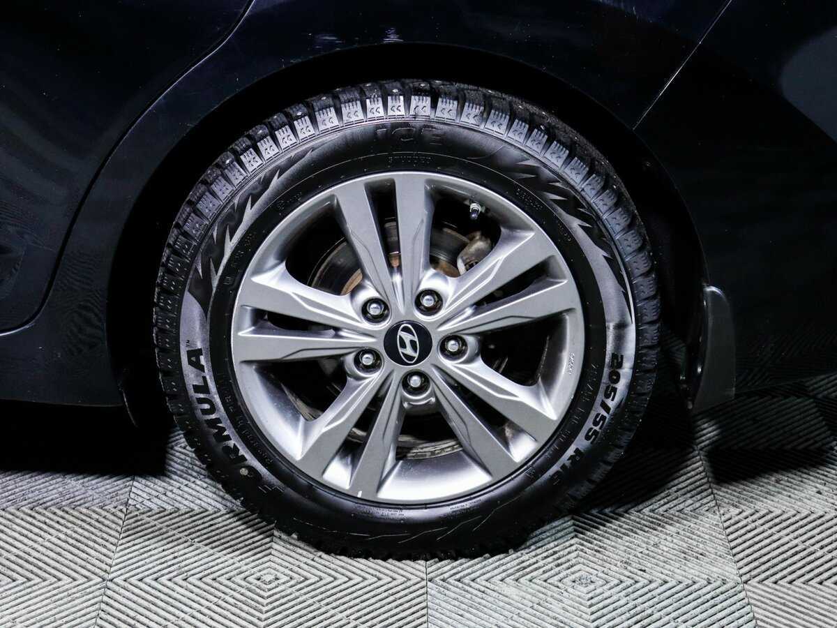 Hyundai Elantra, 2018 Фото №12