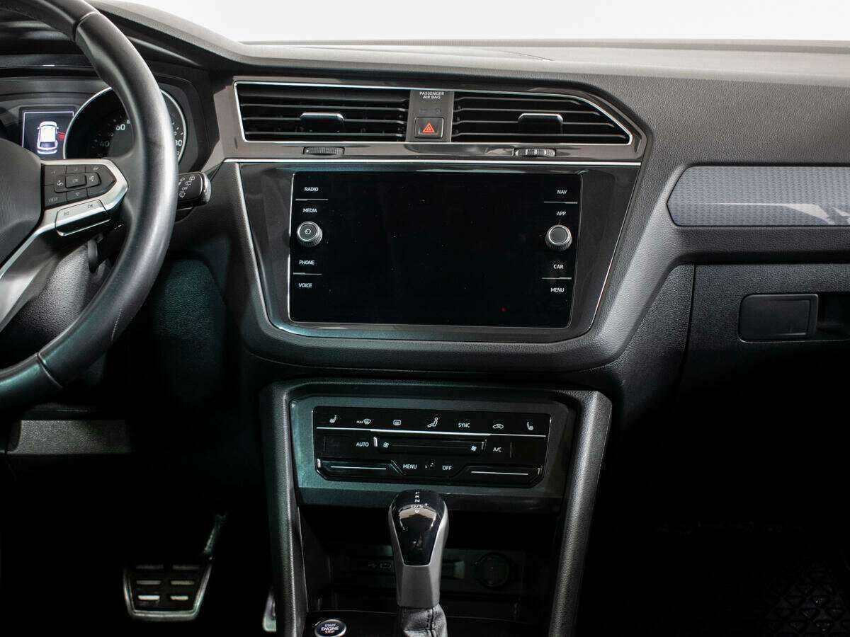 Volkswagen Tiguan, 2021 Фото №11