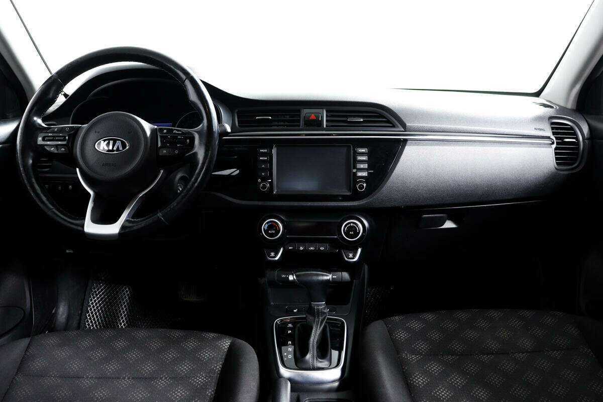 Kia Rio X-Line, 2018 Фото №11
