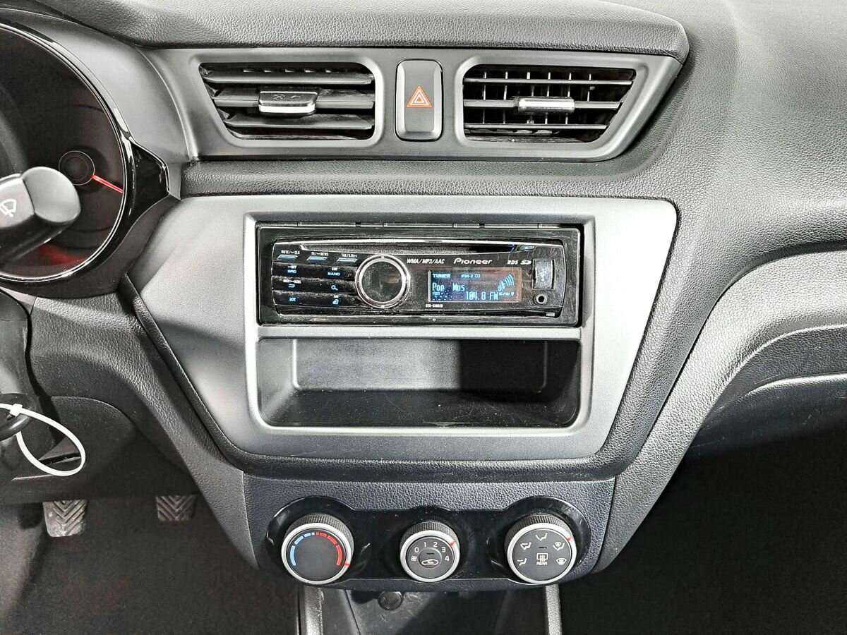 Kia Rio, 2015 Фото №13