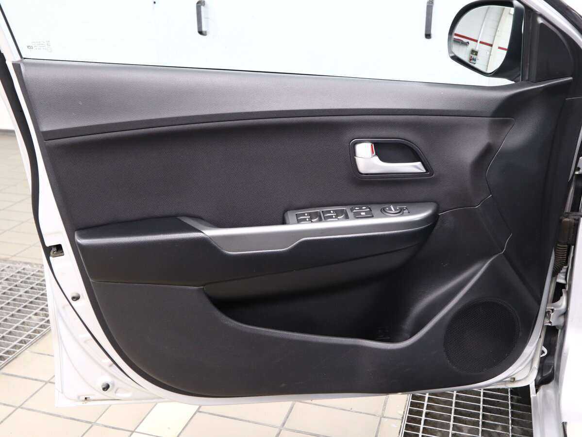 Kia Rio, 2015 Фото №5