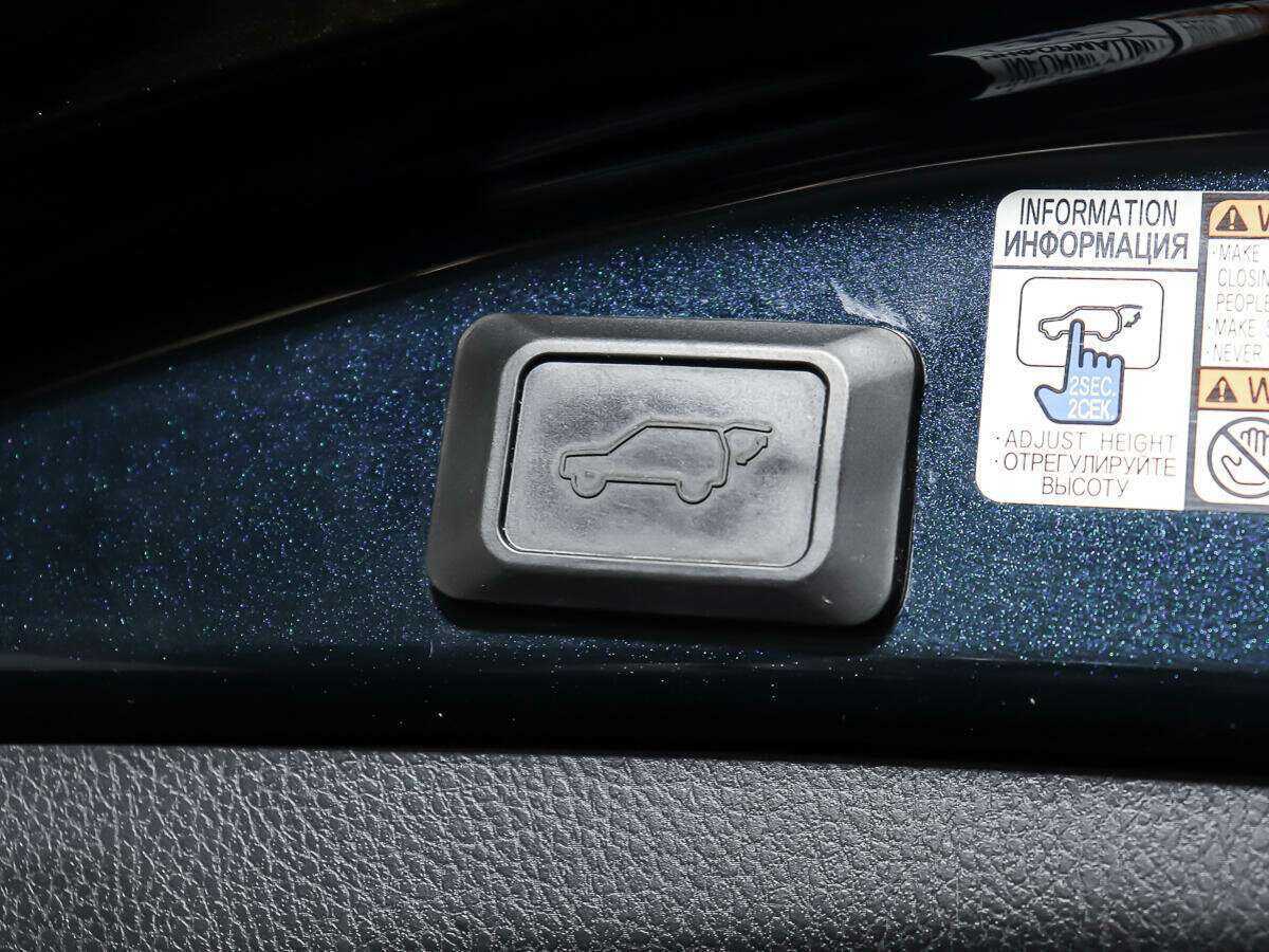 Toyota RAV4, 2018 Фото №16