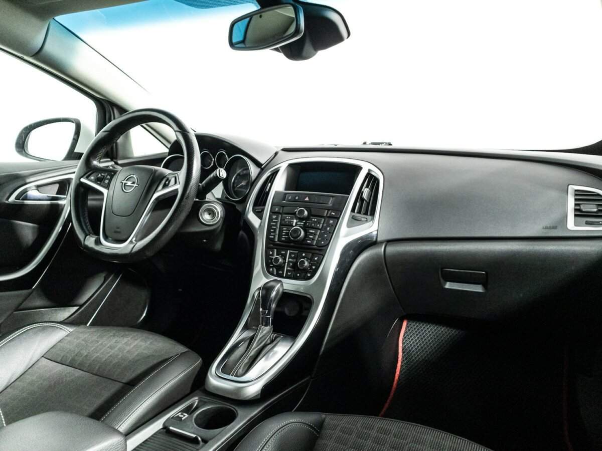 Opel Astra GTC, 2013 Фото №9