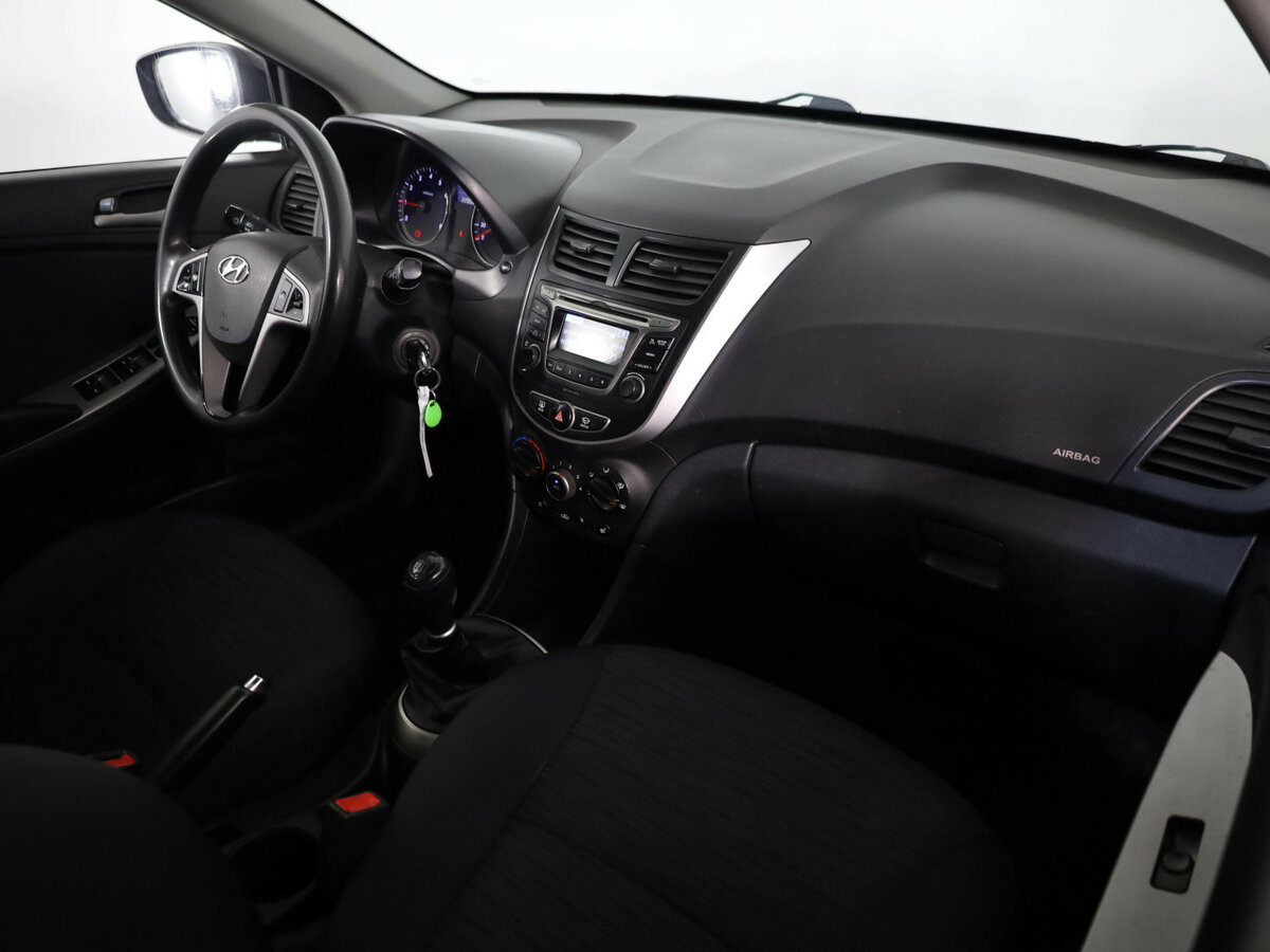 Hyundai Solaris I Рестайлинг, 2016 Фото №15