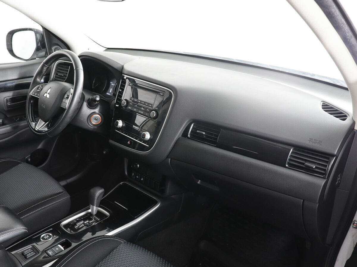 Mitsubishi Outlander, 2020 Фото №10